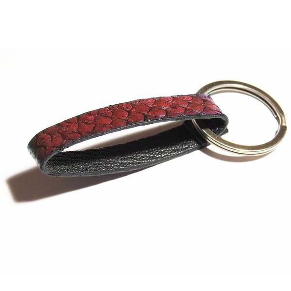 Porte-clés en cuir de saumon rouge brillant